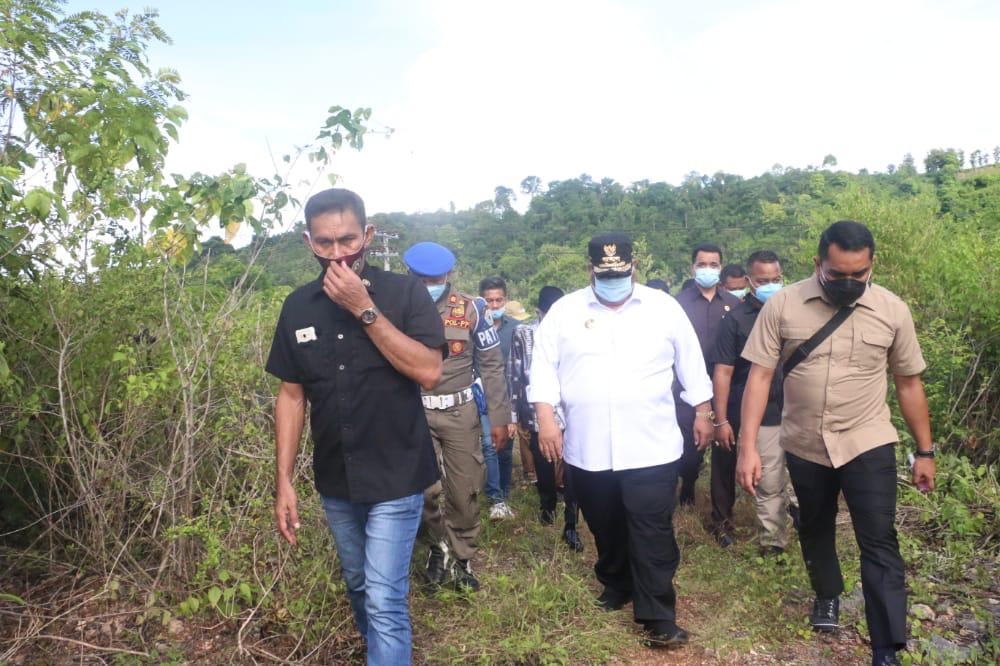 Gubernur Tinjau Lokasi Pembuatan Patung Sultan Himayatuddin